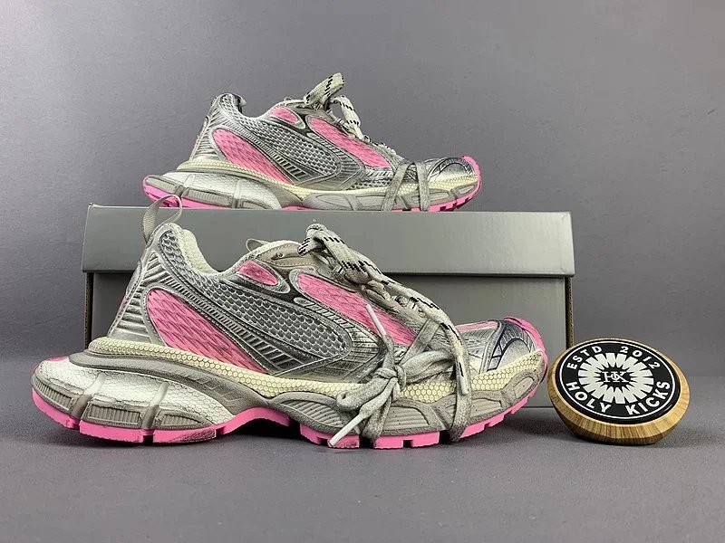 03 03