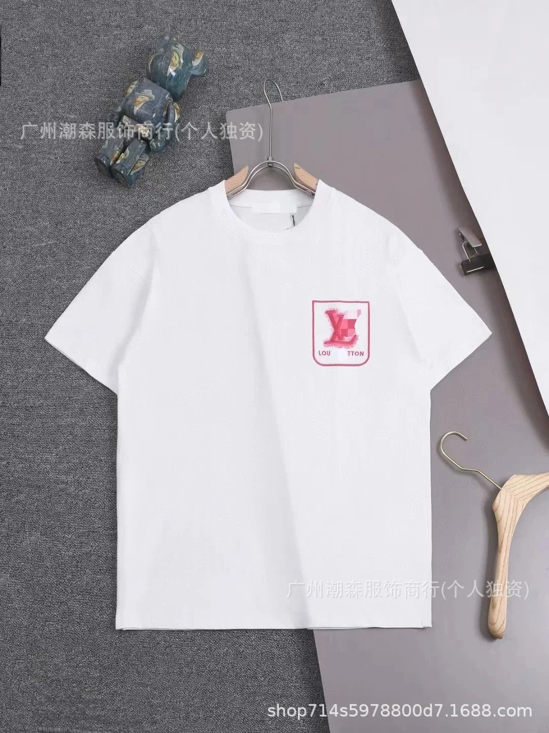 13白色 13白色