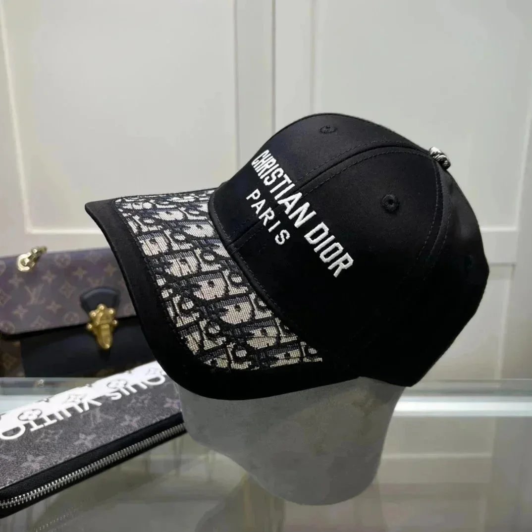 8 8