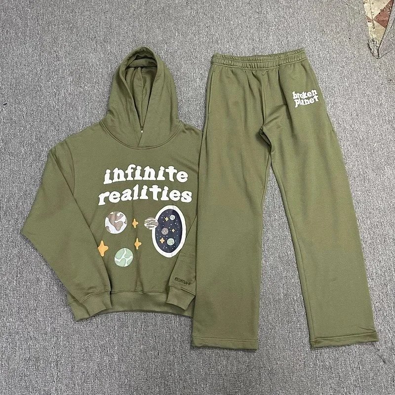 32 32
