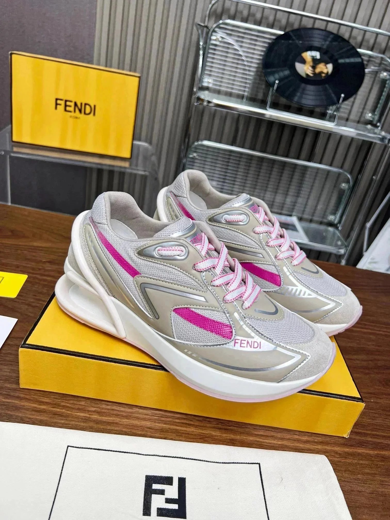 2粉灰005 2粉灰005