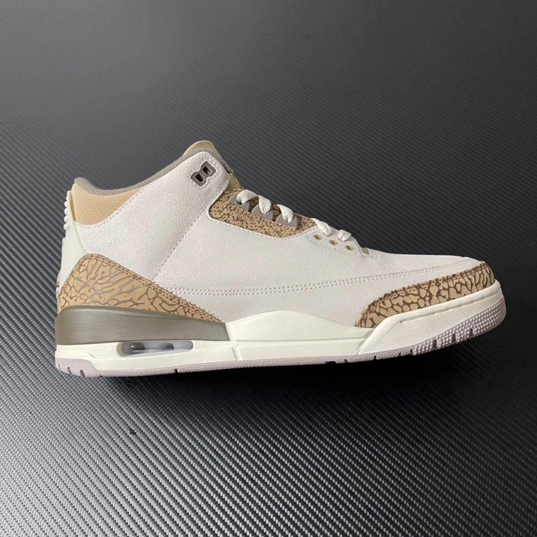 PB特价 AJ3 白棕 CT8532-102(40-47) PB特价 AJ3 白棕 CT8532-102(40-47)