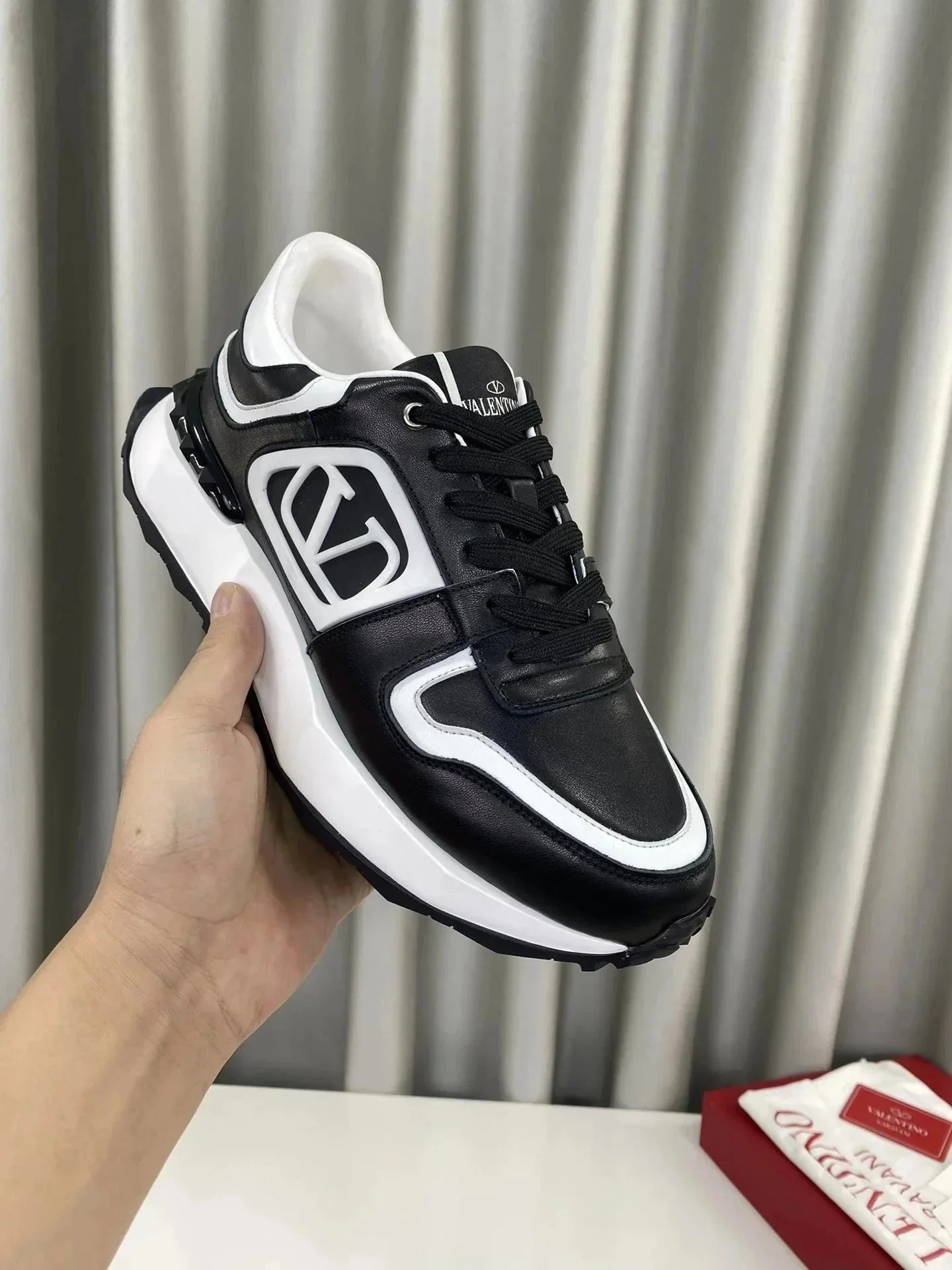 10黑色005 10黑色005