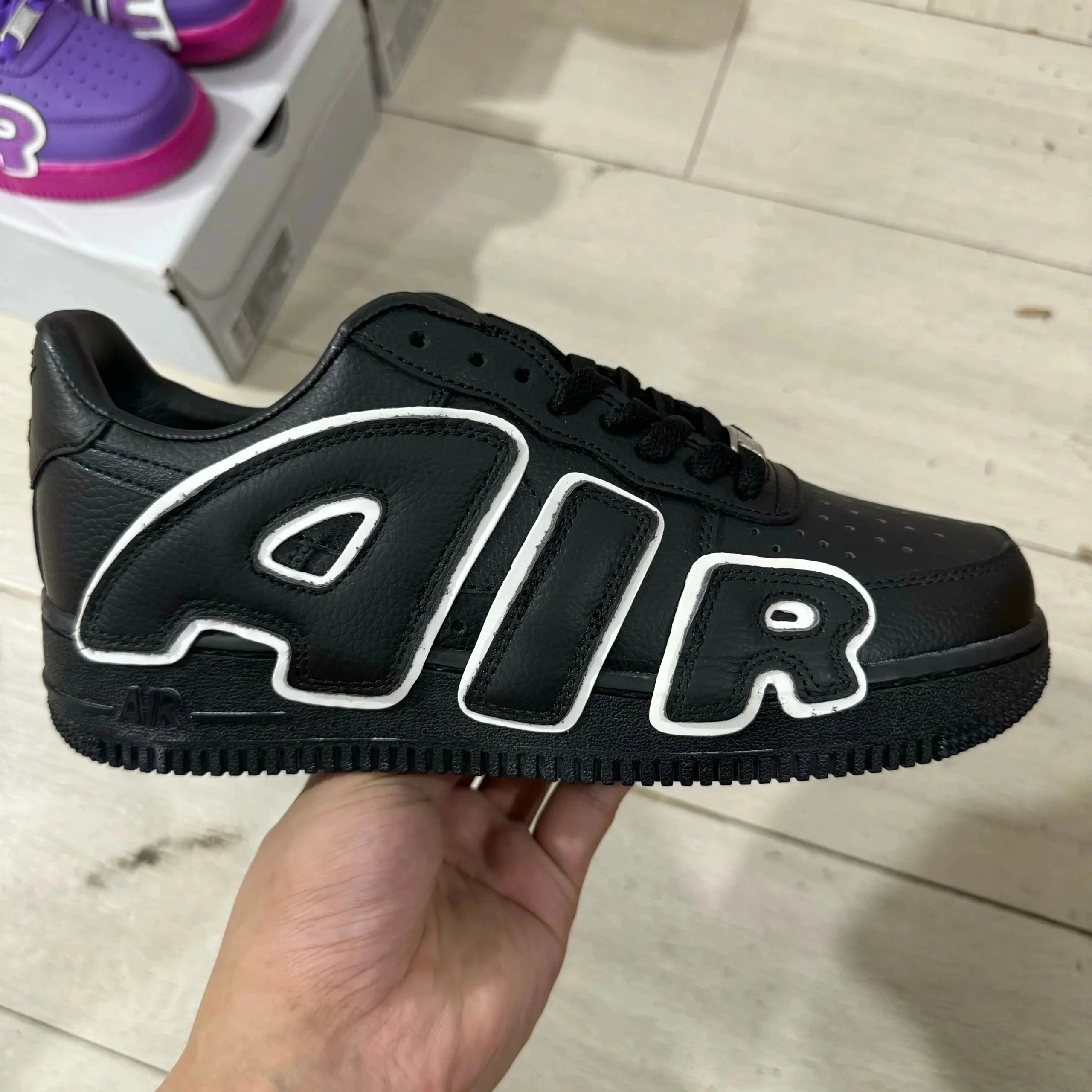 黑色 黑色