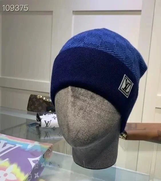 7 7