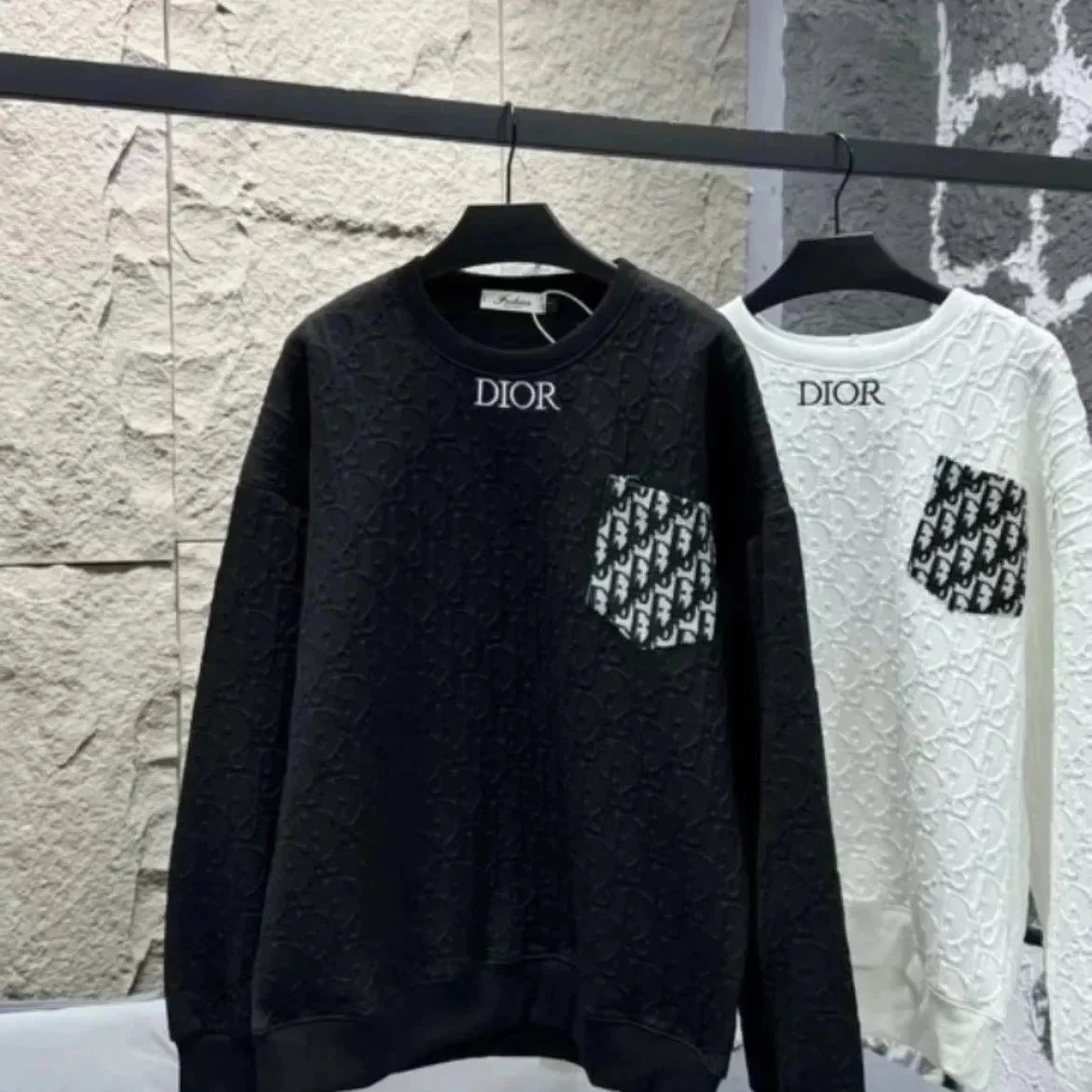 22 22