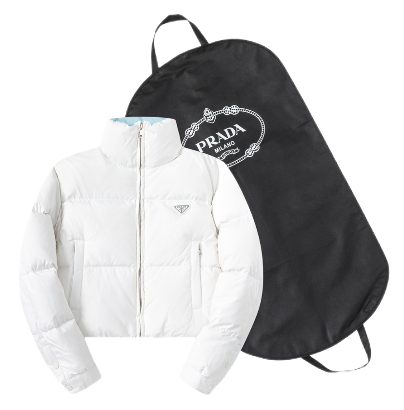 短款羽绒服蜜蜂小标白 短款羽绒服蜜蜂小标白