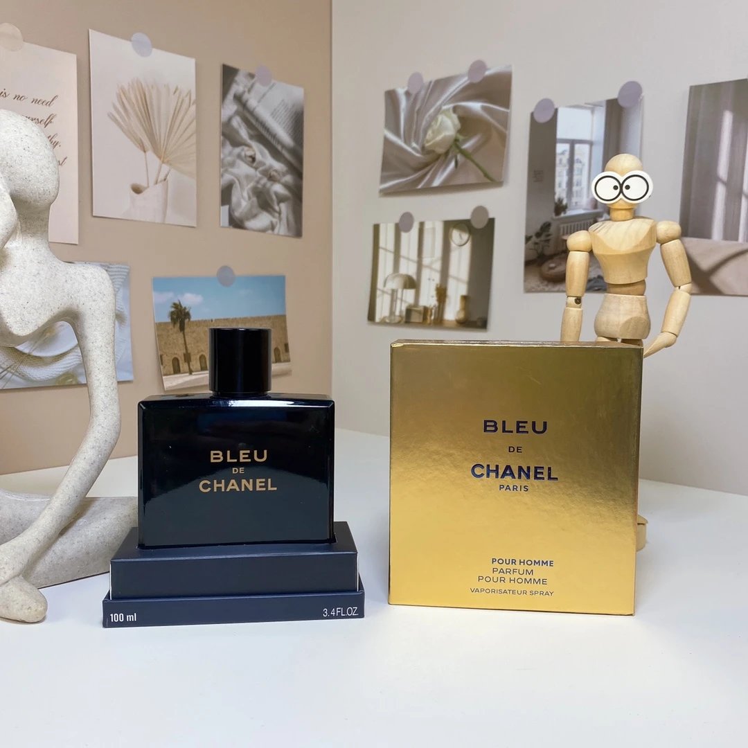 21 金蔚蓝礼盒香精版香水100ml 21 金蔚蓝礼盒香精版香水100ml