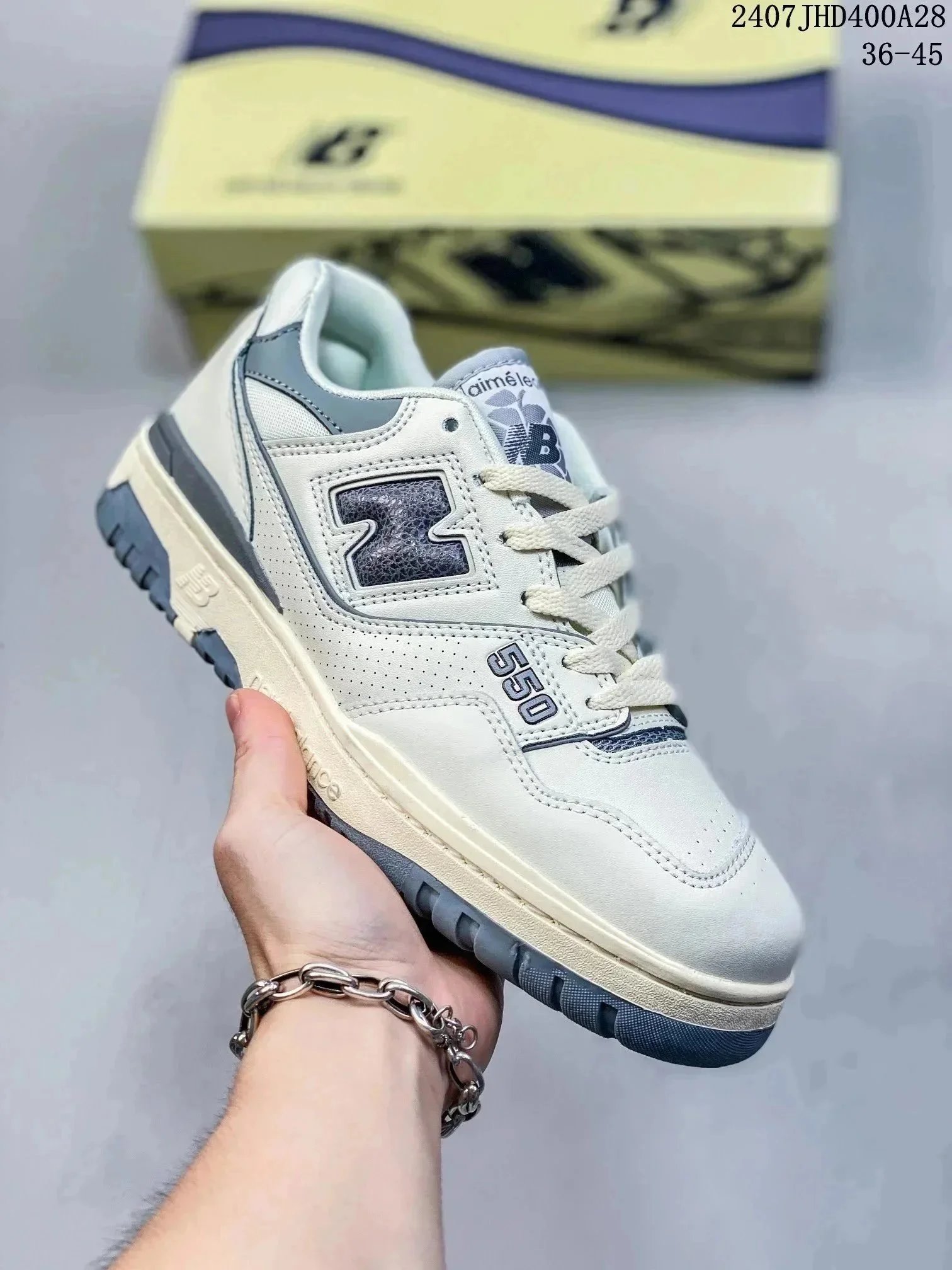 03白色 03白色