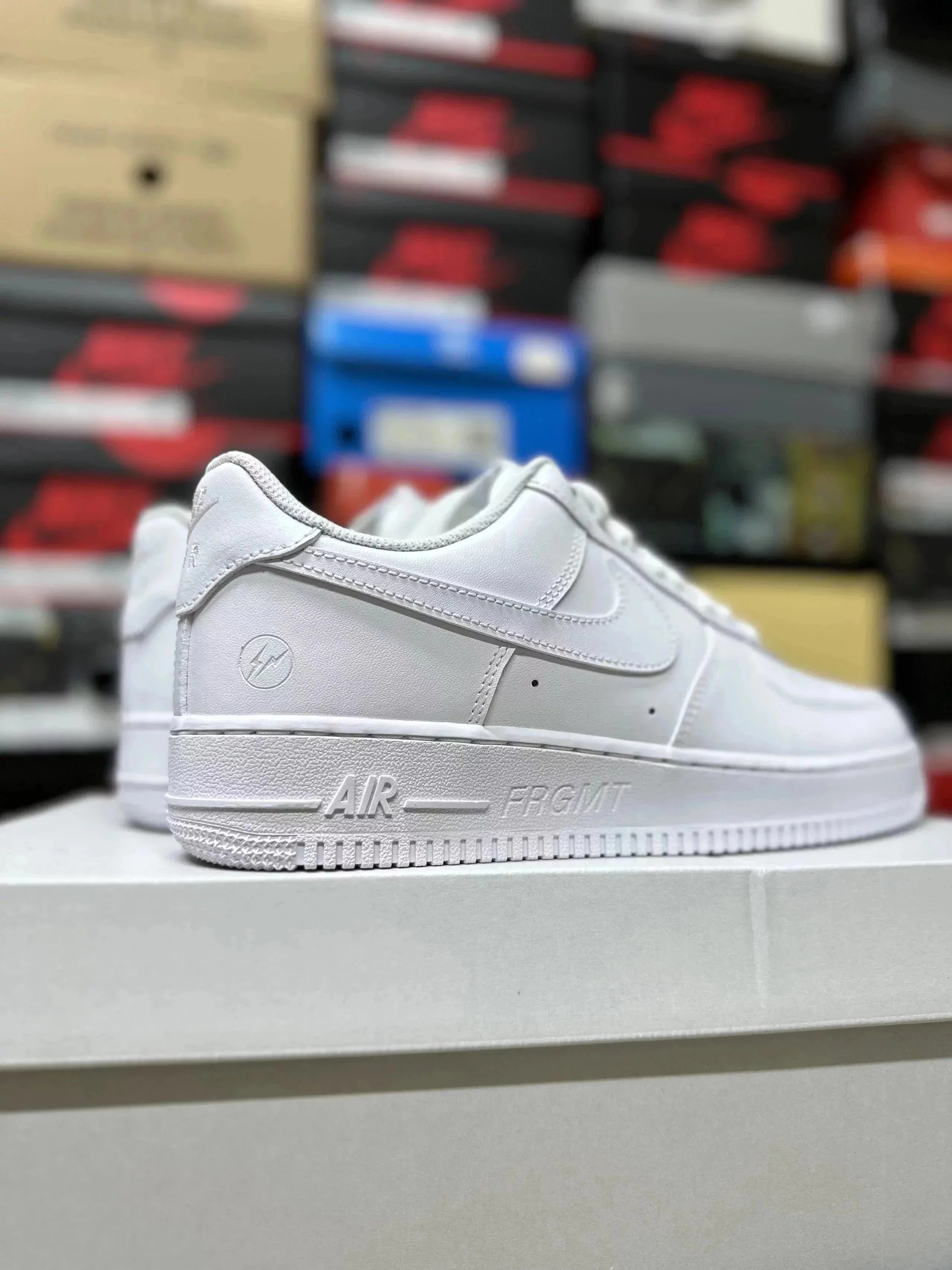 10-Lightning 10-Lightning