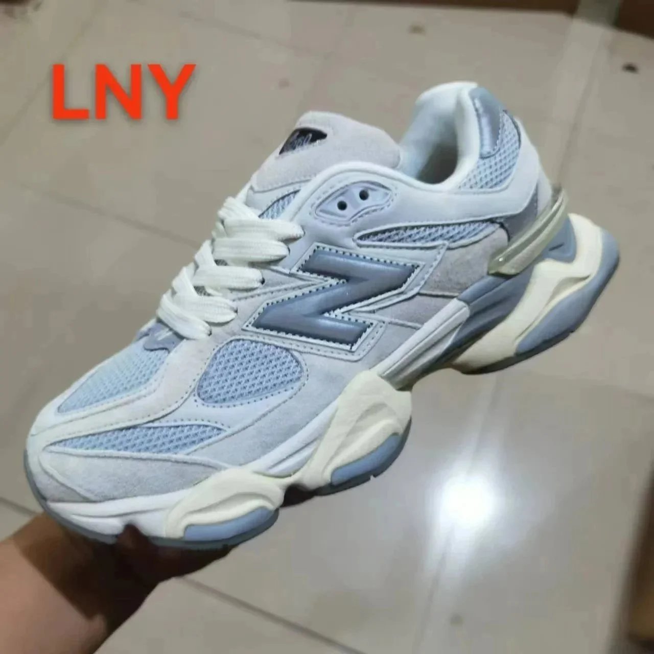18 18