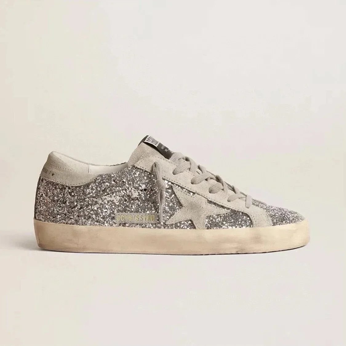 6 6