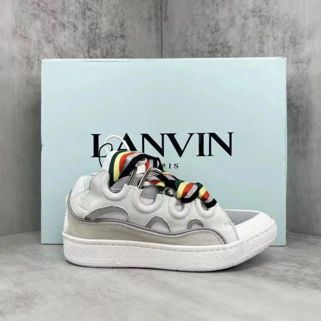 01 01