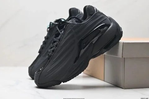 黑色 黑色