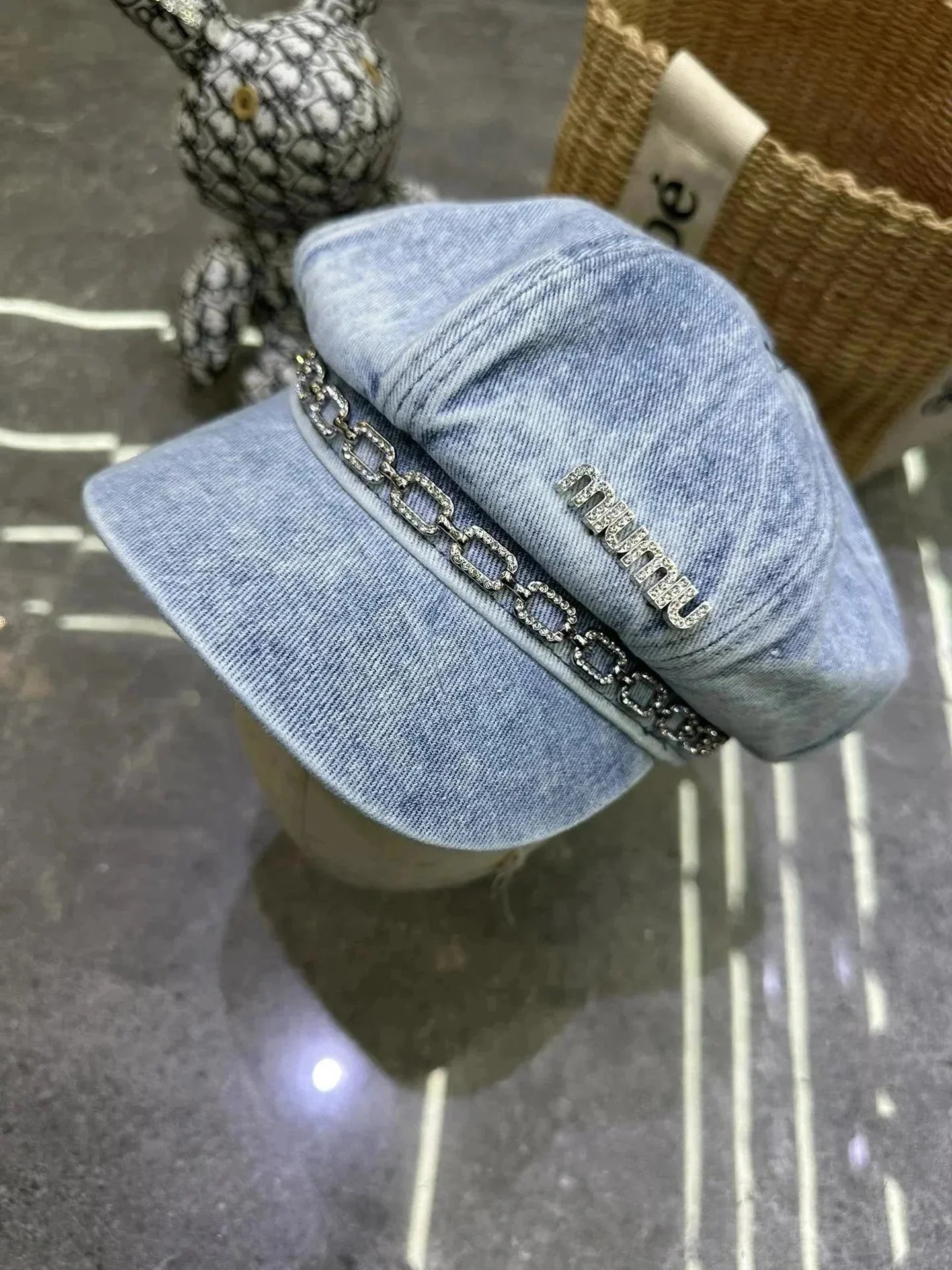 16 16