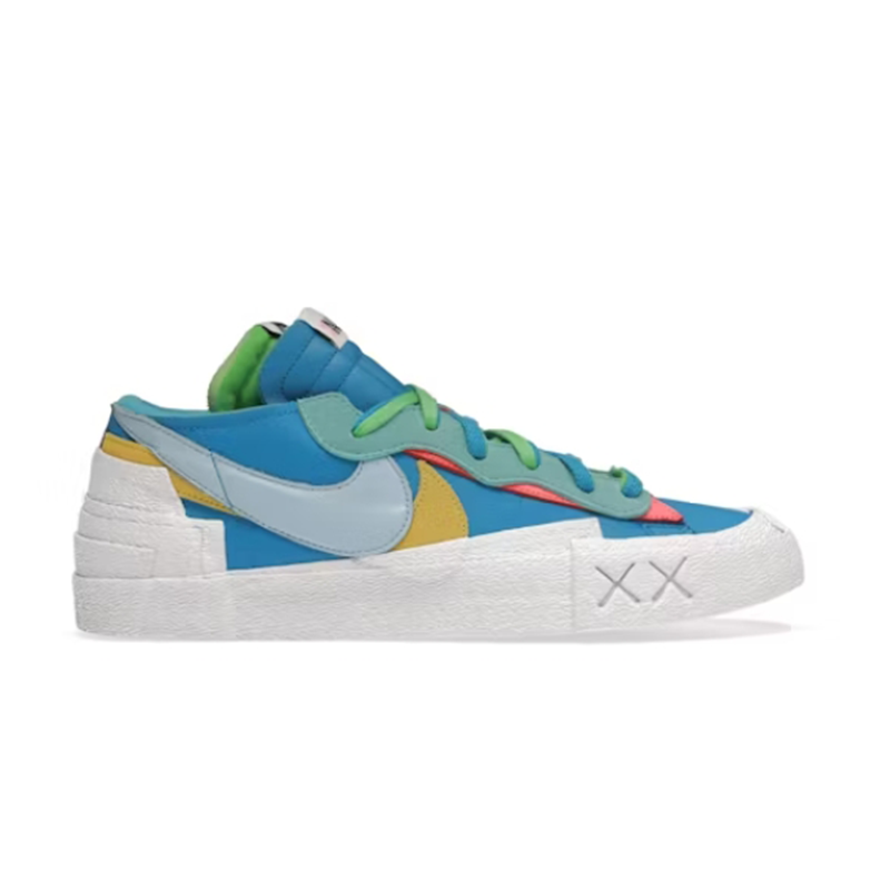 sacai KAWS Neptune Blue DM7901-400 sacai KAWS Neptune Blue DM7901-400