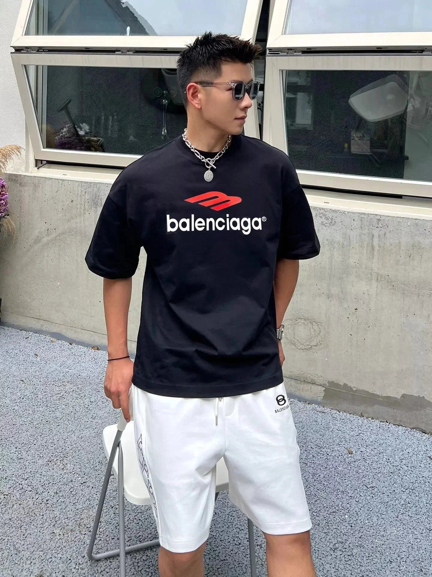 6 6