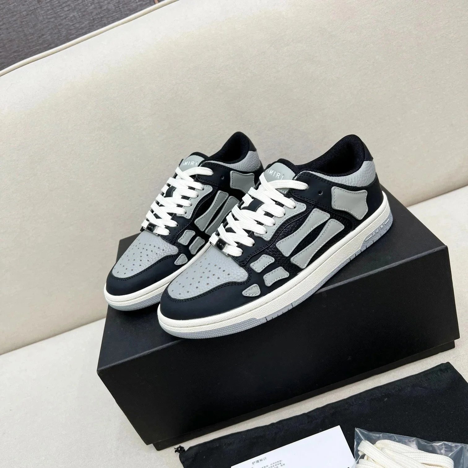 6 6