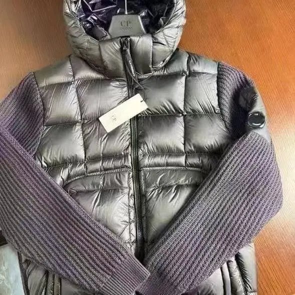 针织拼接羽绒服(90%白鸭绒)-浅绿色(预售 15天左右发货) 针织拼接羽绒服(90%白鸭绒)-浅绿色(预售 15天左右发货)