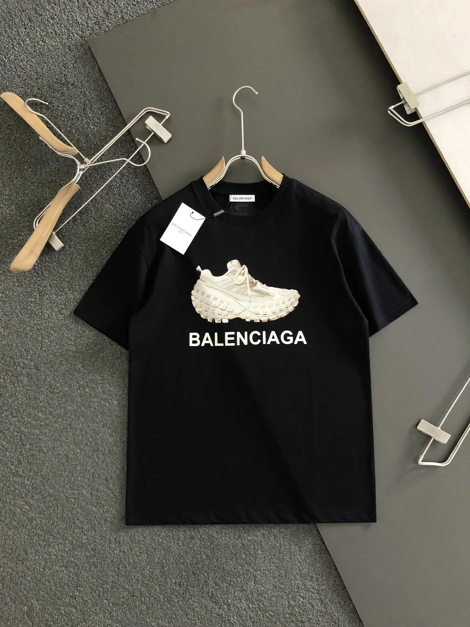 16 16