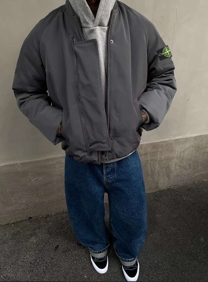 4 4