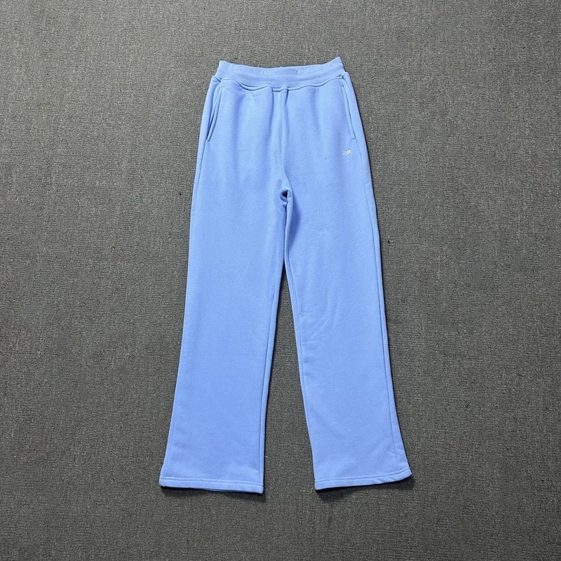 天蓝色裤子 天蓝色裤子
