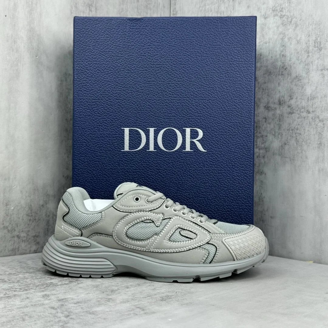 02 02