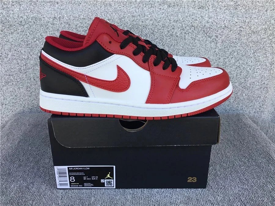 8 8