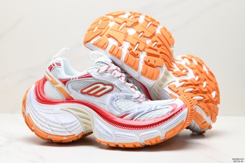 8 8