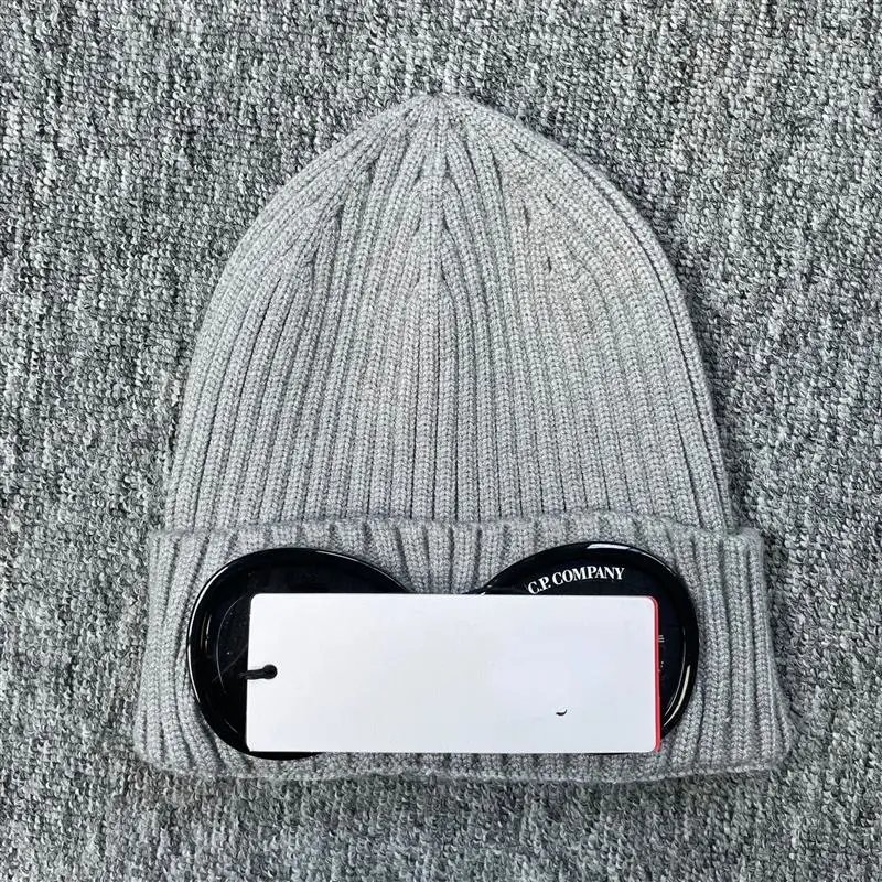 浅灰色 浅灰色
