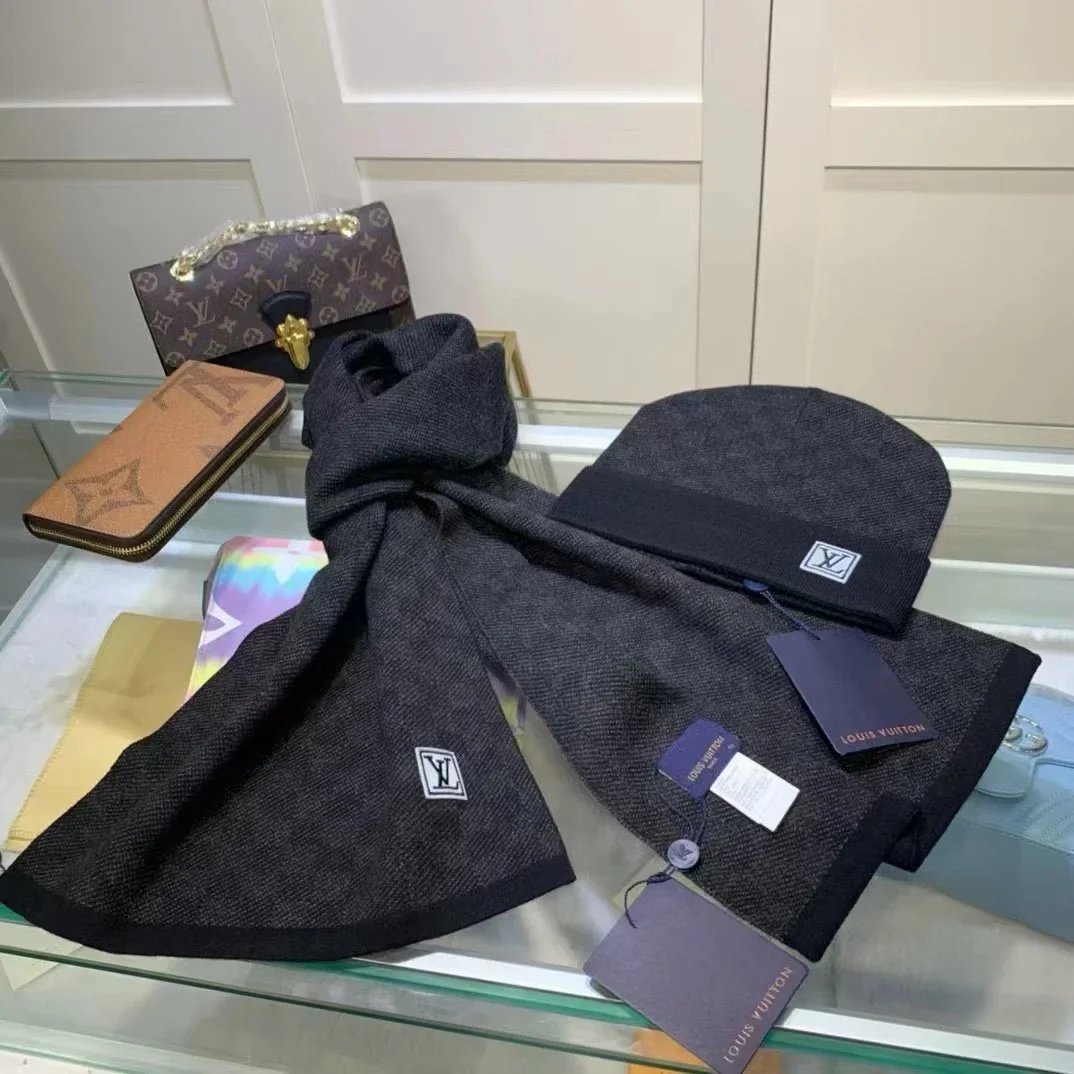 两件套8 (L织唛标) 两件套8 (L织唛标)