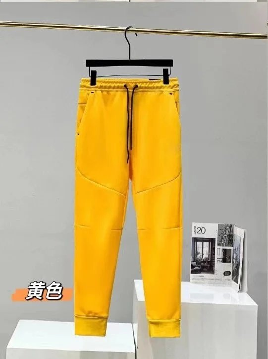 黄色 黄色