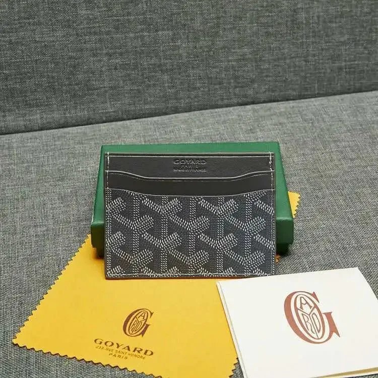 碳灰色 碳灰色