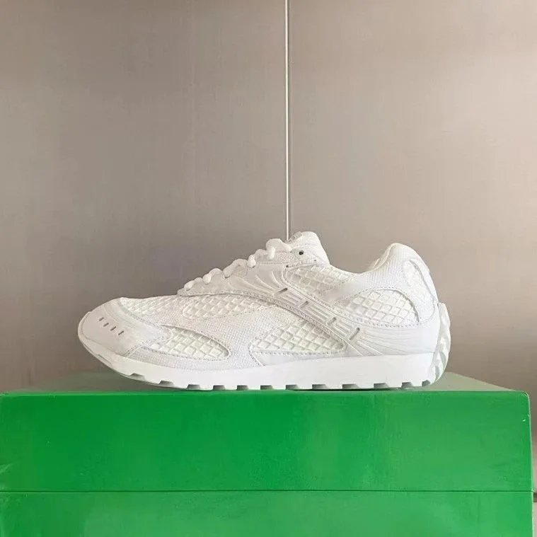 02 02