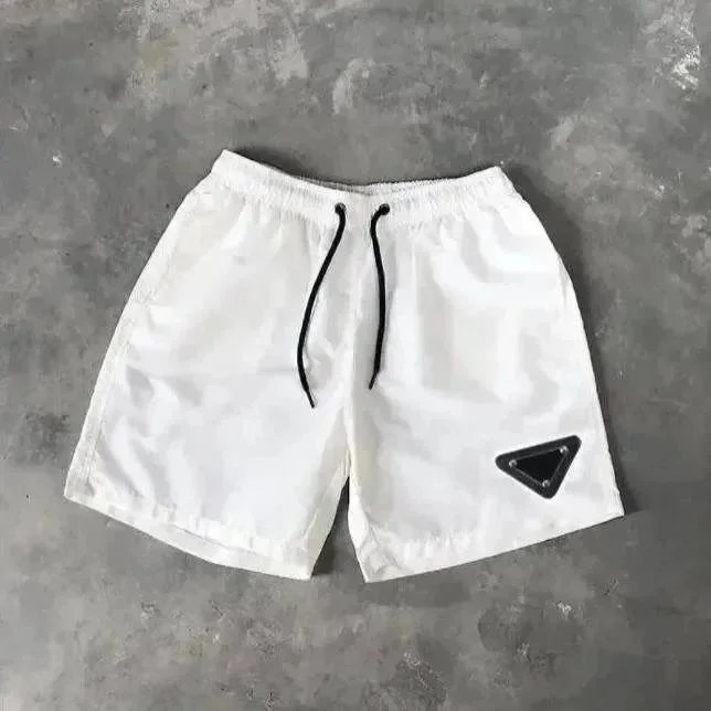 白色 白色