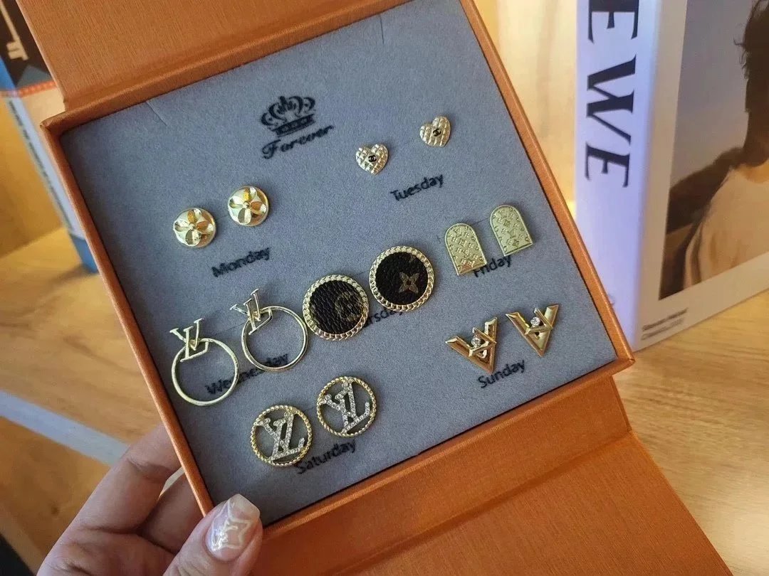 16 16