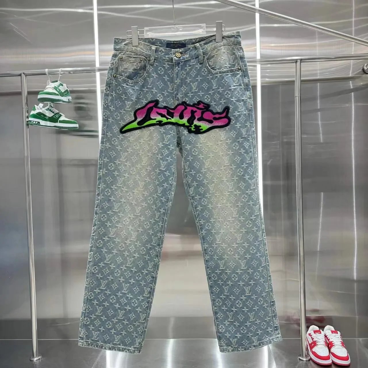 15 15
