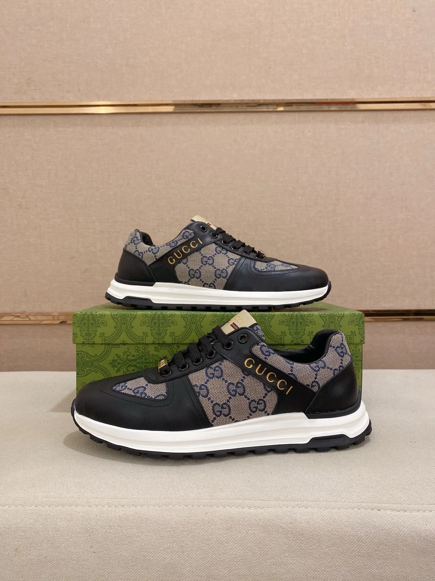 9 9