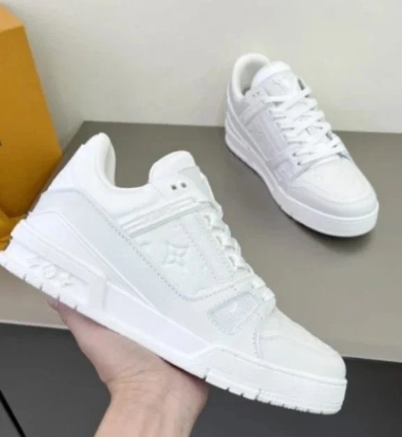 6 全白 6 全白