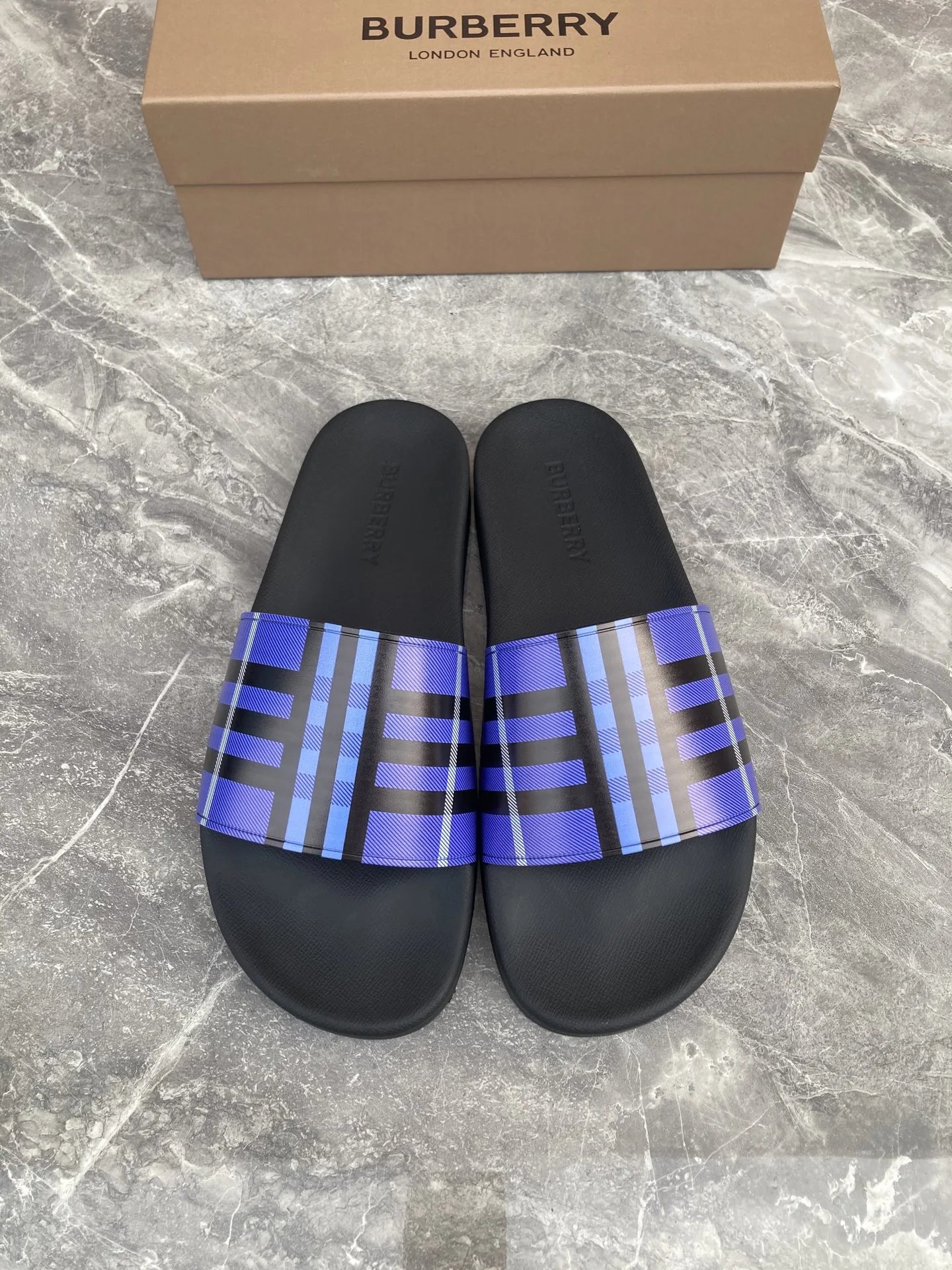 6 6