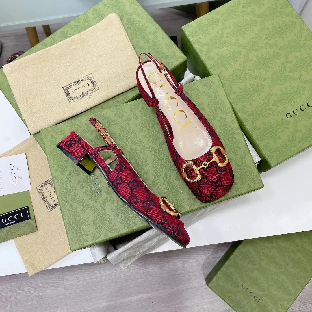39 39