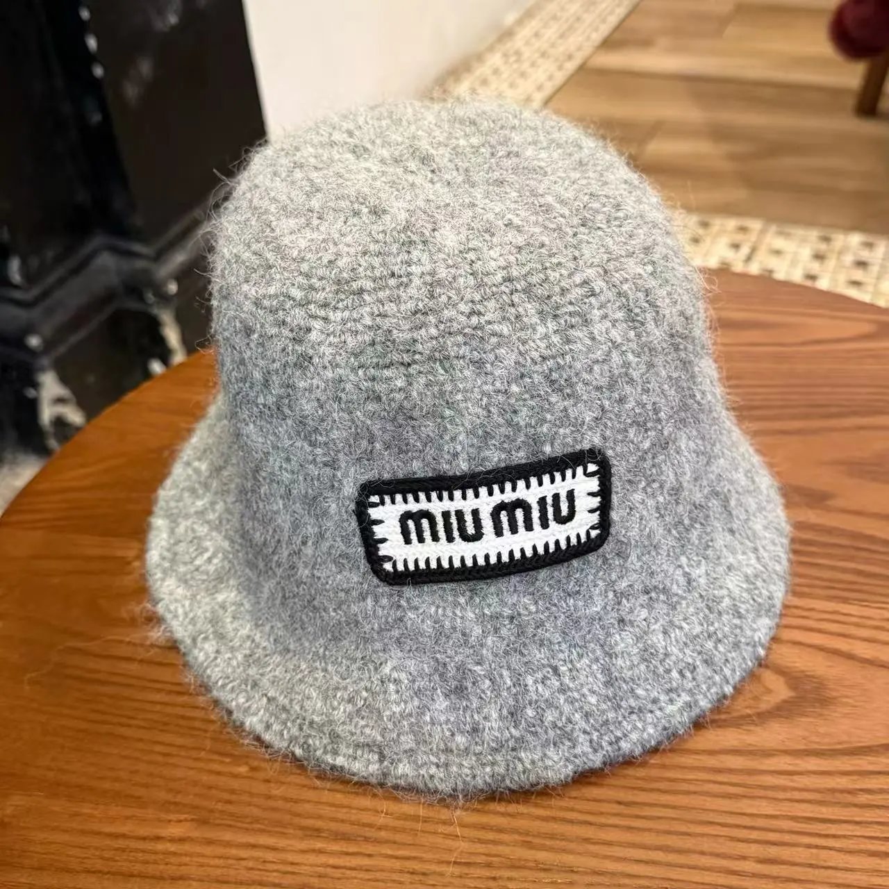 9 9