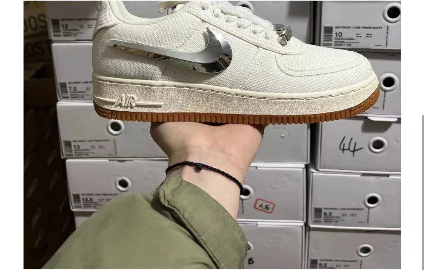 空军换钩米黄 空军换钩米黄