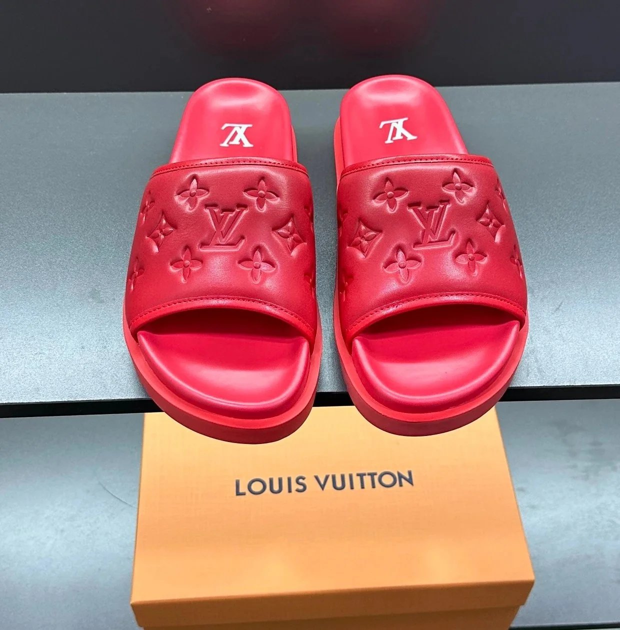 15 15