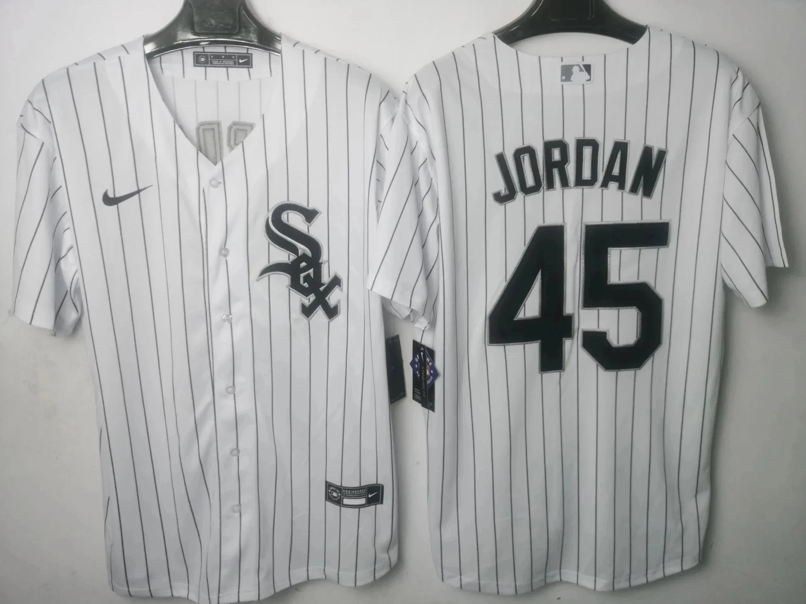 15 15
